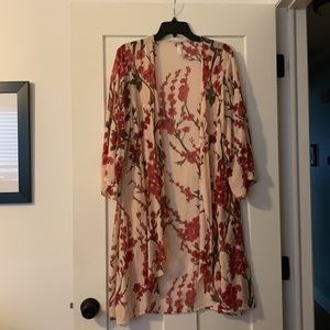 Gorgeous Floreat Floral Velvet Cardigan Kimono